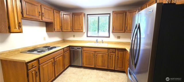 243 Dungeness Meadows, Sequim, WA 98382