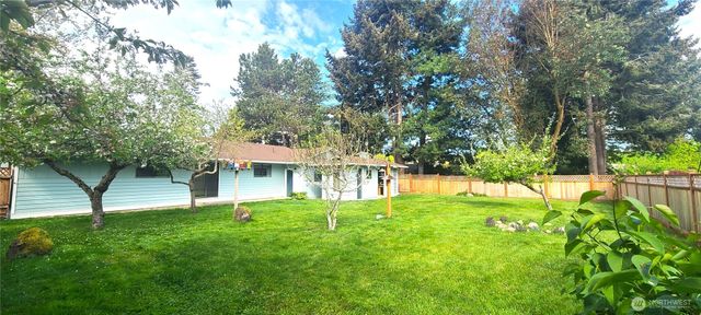 243 Dungeness Meadows, Sequim, WA 98382