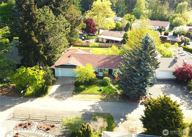 243 Dungeness Meadows, Sequim, WA 98382