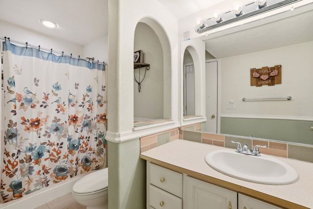 310 E Trevor St, Colbert, WA 99005