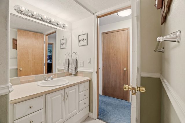 310 E Trevor St, Colbert, WA 99005