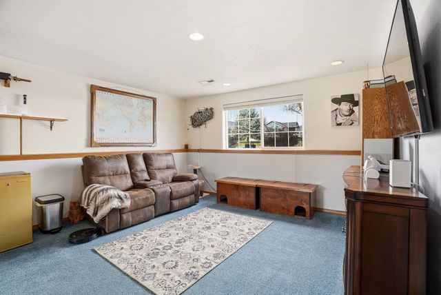 310 E Trevor St, Colbert, WA 99005