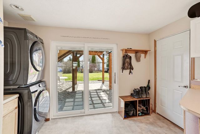 310 E Trevor St, Colbert, WA 99005