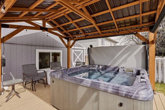 310 E Trevor St, Colbert, WA 99005