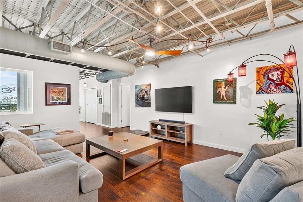 901 N Upper Broadway St 605, Corpus Christi, TX 78401 — photo 2