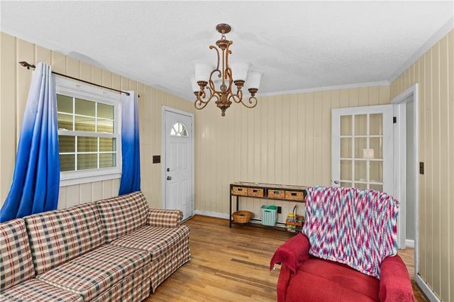 1129 Ziglar Road, Winston-salem, NC 27105