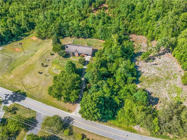 1129 Ziglar Road, Winston-salem, NC 27105