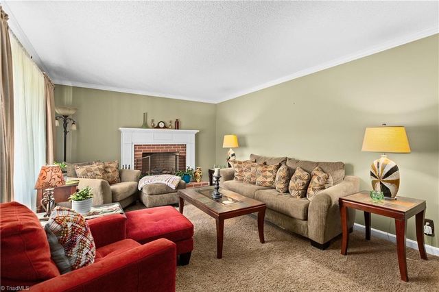 1129 Ziglar Road, Winston-salem, NC 27105