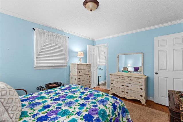 1129 Ziglar Road, Winston-salem, NC 27105