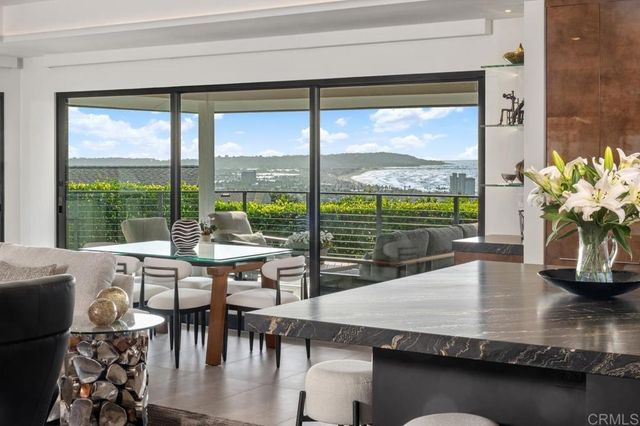 5560 Moonlight Lane, La Jolla, CA 92037