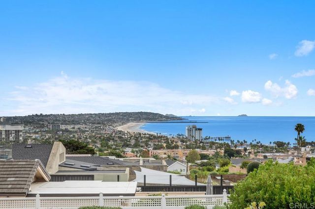 5560 Moonlight Lane, La Jolla, CA 92037