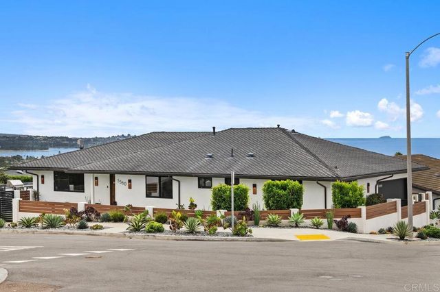 5560 Moonlight Lane, La Jolla, CA 92037