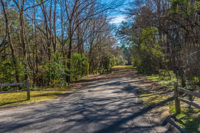 113 Hampton Drive, Summerville, SC 29485