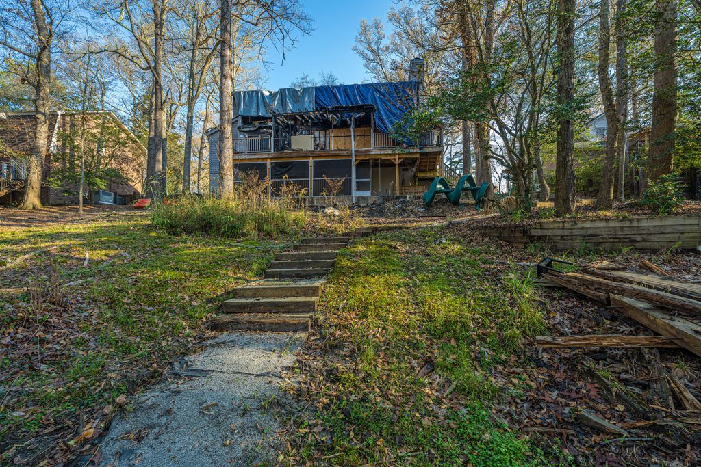 Image 19 of property listing at 113 Hampton Drive, Summerville, SC 29485