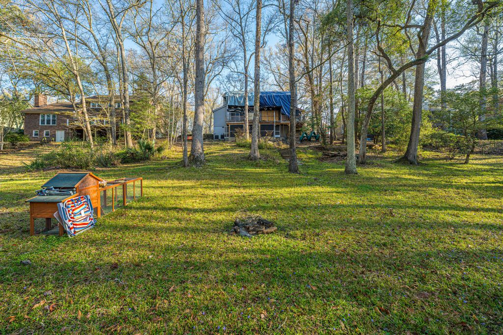 Image 25 of property listing at 113 Hampton Drive, Summerville, SC 29485