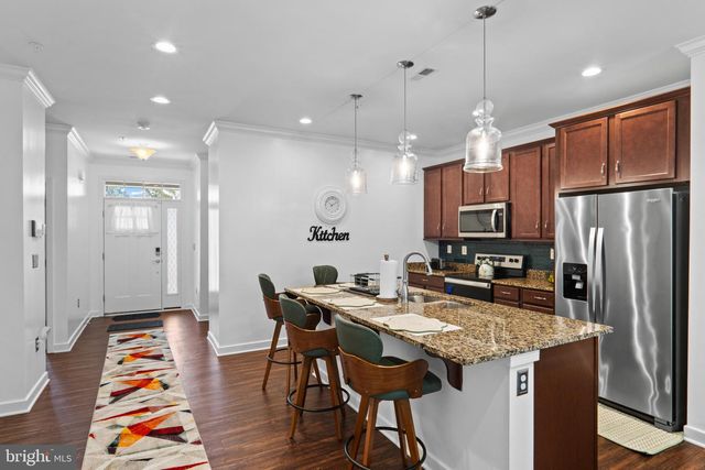6 GRAMBY CT, La Plata, MD 20646