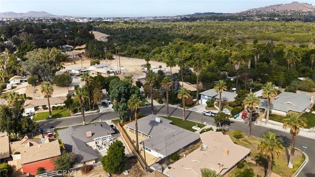 5995 Londonderry Drive, Riverside, CA 92504