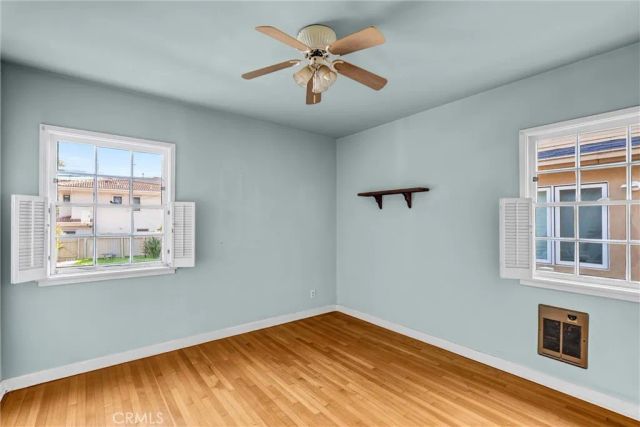 2832 Washington, Santa Monica, CA 90403