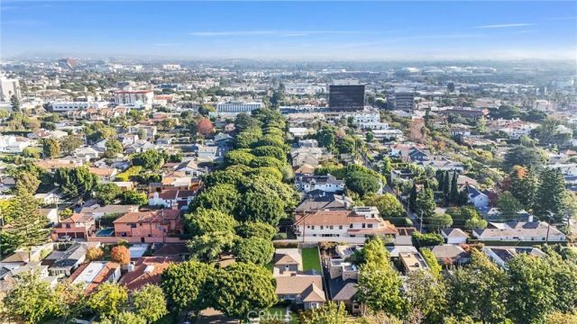 2832 Washington, Santa Monica, CA 90403