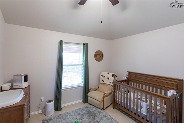 1212 NEWMAN AVENUE, Iowa Park, TX 76367