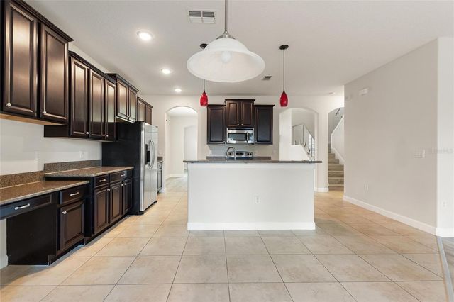 1315 MOSS CREEK LN, Davenport, FL 33896