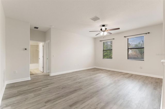 1315 MOSS CREEK LN, Davenport, FL 33896