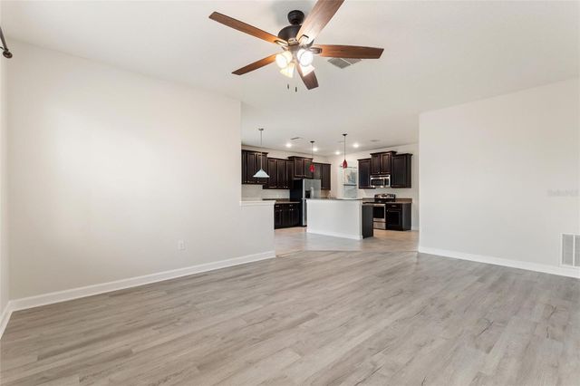 1315 MOSS CREEK LN, Davenport, FL 33896
