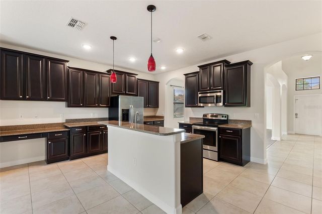 1315 MOSS CREEK LN, Davenport, FL 33896
