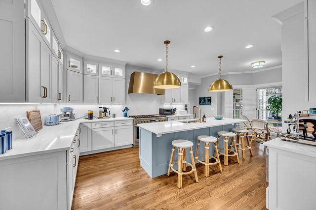 208 Lynnwood Blvd, Nashville, TN 37205