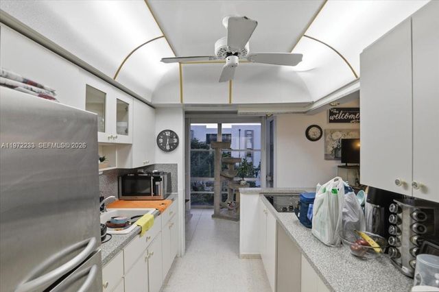 200 177th Dr 409, Sunny Isles Beach, FL 33160