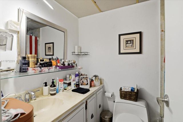 200 177th Dr 409, Sunny Isles Beach, FL 33160