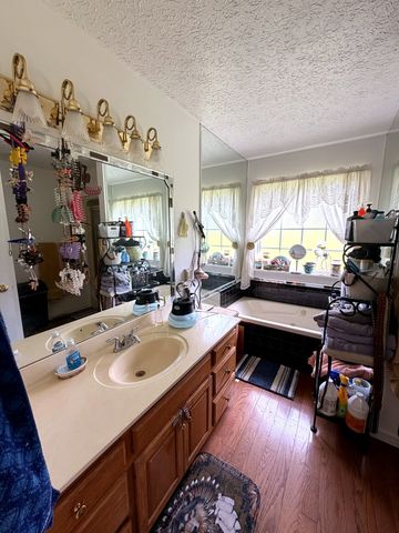 118 Steeplechase Dr, Smithville, TN 37166