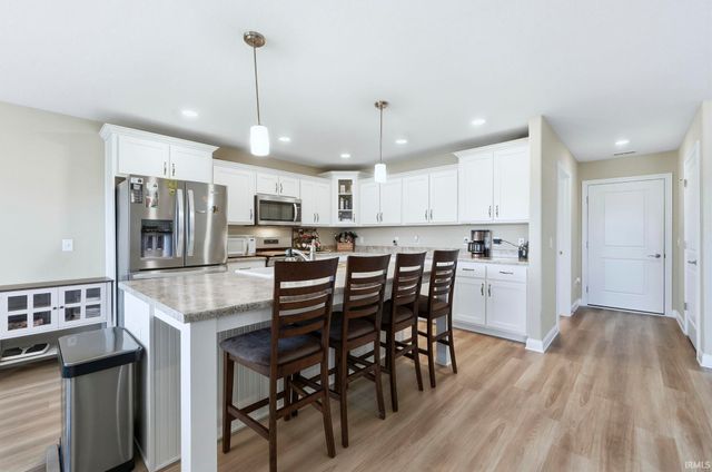 1063 Farmington Drive, Bluffton, IN 46714