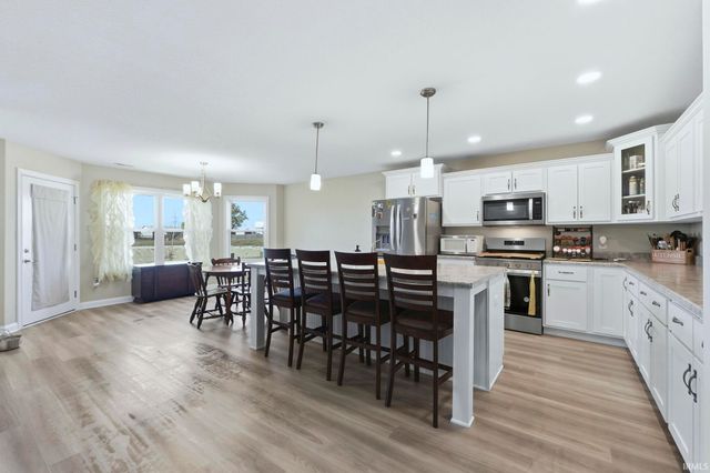 1063 Farmington Drive, Bluffton, IN 46714