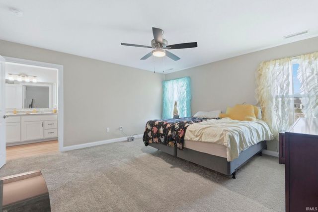 1063 Farmington Drive, Bluffton, IN 46714