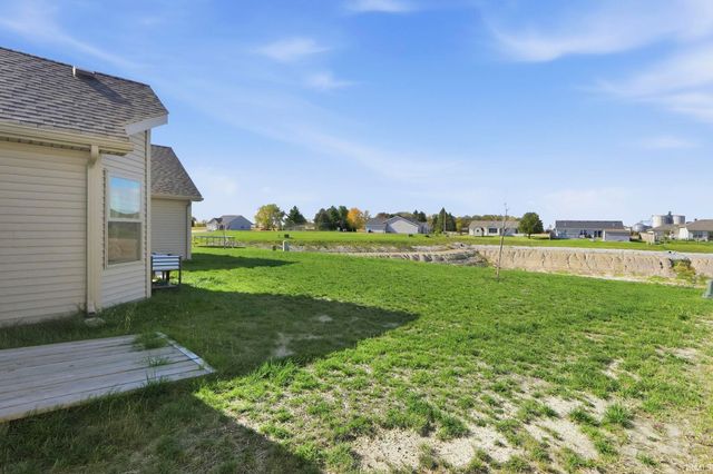 1063 Farmington Drive, Bluffton, IN 46714