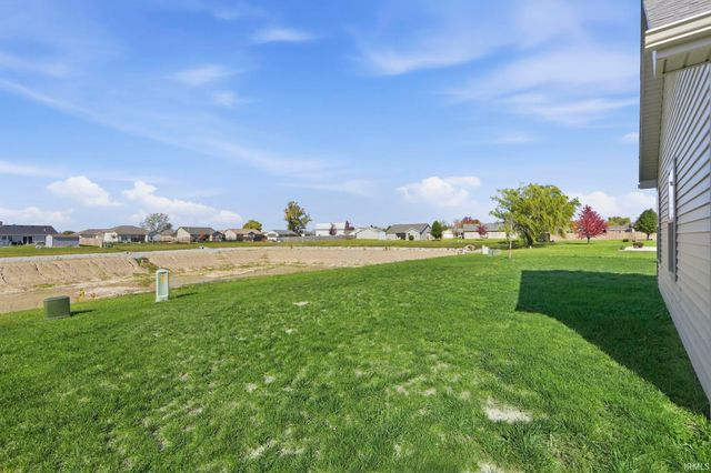 1063 Farmington Drive, Bluffton, IN 46714