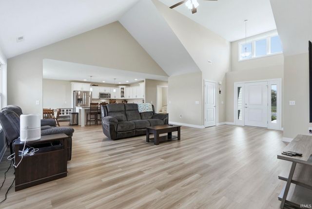 1063 Farmington Drive, Bluffton, IN 46714