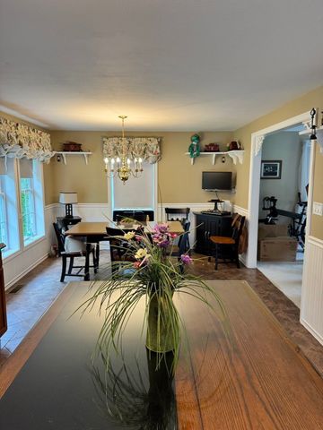 65 Photine Drive, Lowell, MA 01854