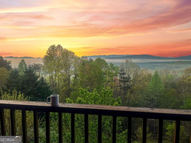 48 Lookout Drive, Blue Ridge, GA 30513