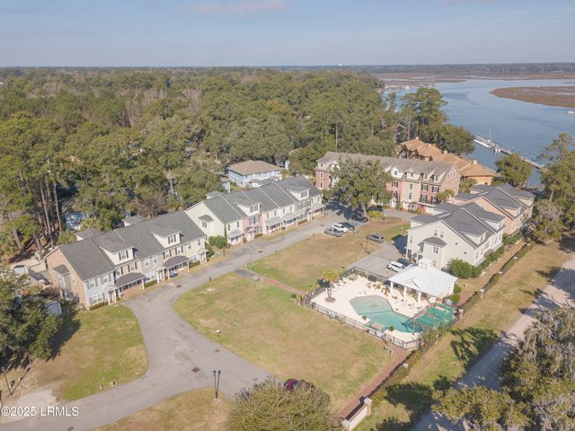 45 Battery Creek Club Drive, Beaufort, SC 29902