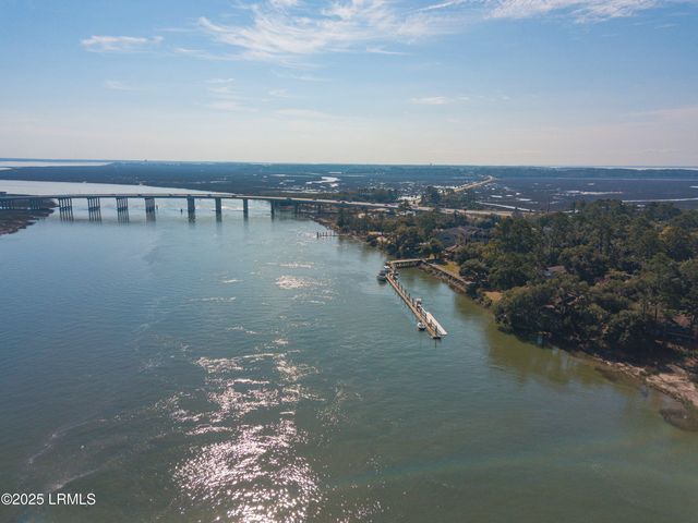 45 Battery Creek Club Drive, Beaufort, SC 29902