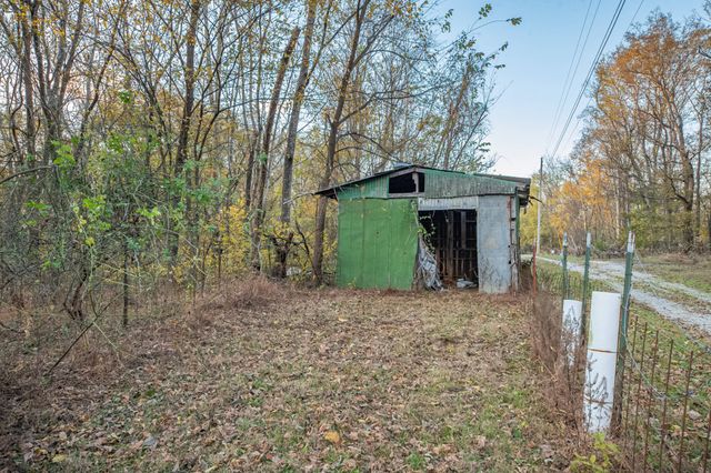 1916 Mack Benderman Rd, Culleoka, TN 38451