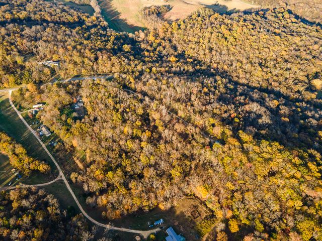 1916 Mack Benderman Rd, Culleoka, TN 38451