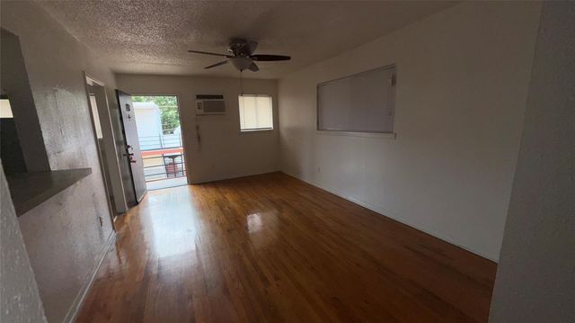 4921 Crawford Street 19, Houston, TX 77004