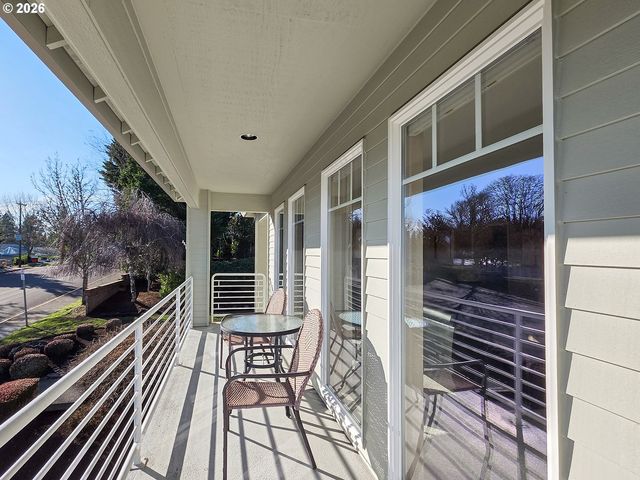 13055 Sw PEACHVALE St, Portland, OR 97224