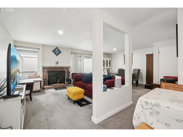 13050 Sw 17TH St, Beaverton, OR 97008