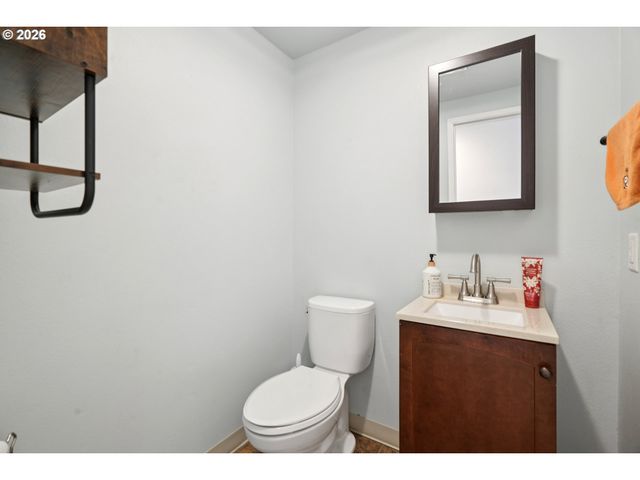 13050 Sw 17TH St, Beaverton, OR 97008