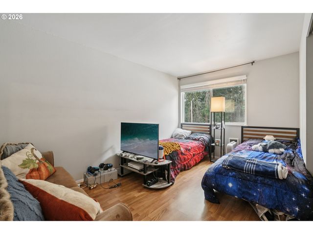 13050 Sw 17TH St, Beaverton, OR 97008