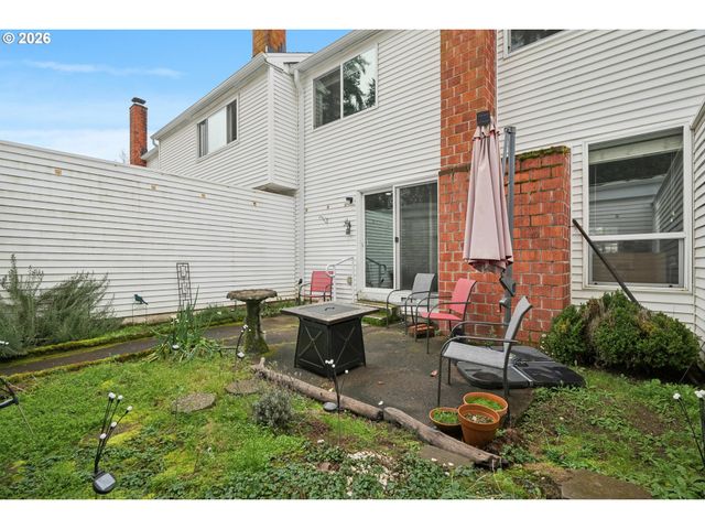 13050 Sw 17TH St, Beaverton, OR 97008